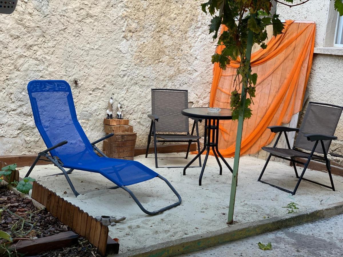 Studio Fond De Jardin Chez Jean-luc Apartment Marseilles